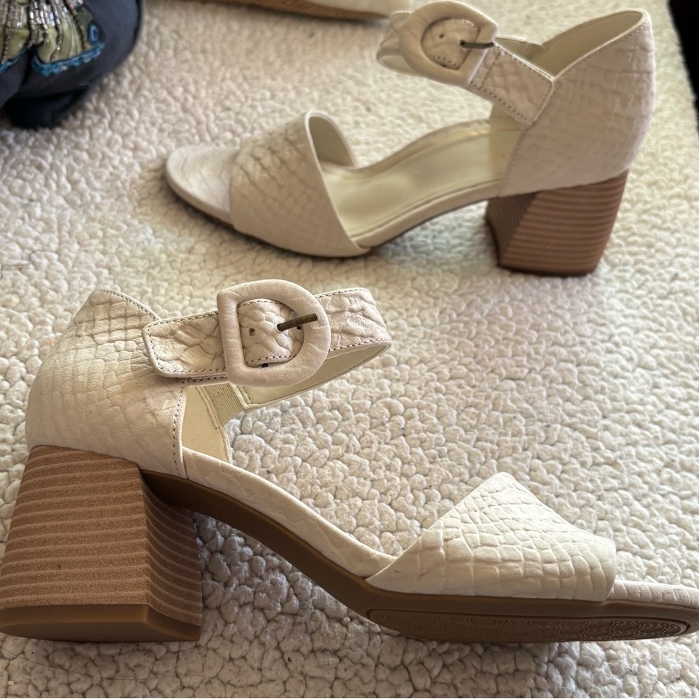 Vionic Chardonnay Block Heeled Sandal Cream Leather Size 8 - Picture 15 of 15